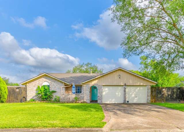 Property at 3103 Whitesail Dr, League City, TX 77573, 4 beds, 2 baths