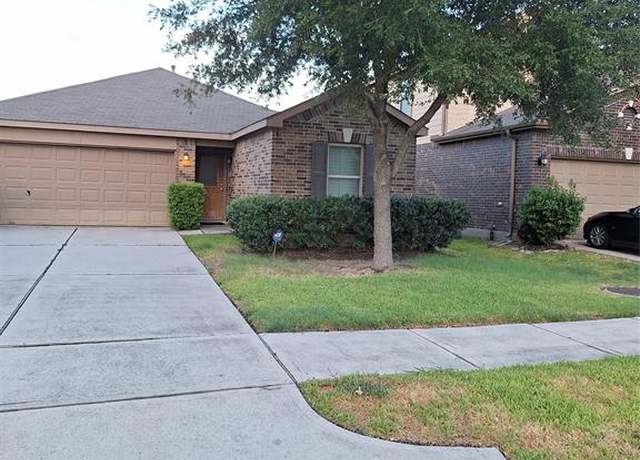 Property at 2519 Skyview Point Dr, Houston, TX 77047, 3 beds, 2 baths