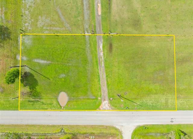 Property at 34611 Owens Rd, Hempstead, TX 77445