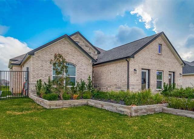 Property at 13514 Harbor Pointe Dr, Texas City, TX 77568, 3 beds, 2.5 baths