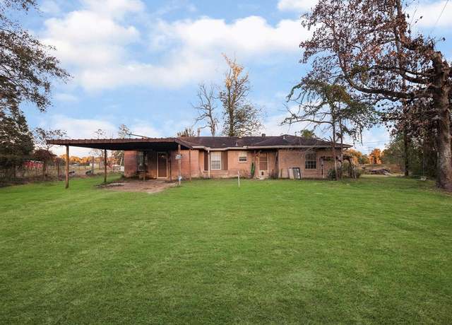 Property at 549 County Road 140, Liberty, TX 77575, 3 beds, 2 baths