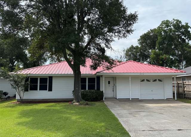 Property at 2316 Gary Ave, Nederland, TX 77627, 3 beds, 2 baths