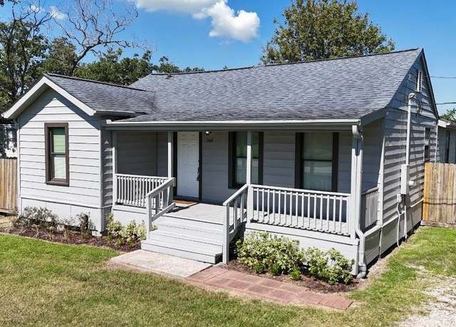 Property at 3449 Bridgette Ln, Mont Belvieu, TX 77523, 4 beds, 2 baths