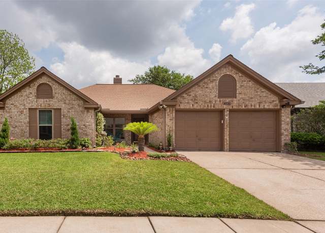 Property at 4731 Cavern Dr, Friendswood, TX 77546, 3 beds, 2 baths