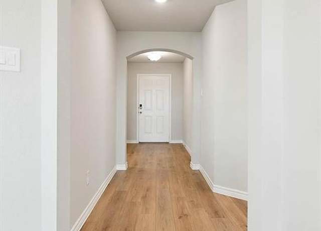Property at 910 Legrand St, Brenham, TX 77833, 4 beds, 2 baths