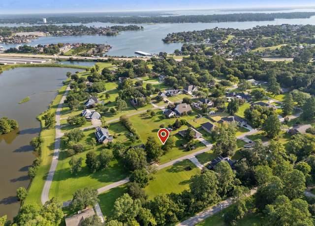 Property at 1194 Oak Ln, Montgomery, TX 77316