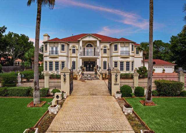 Property at 3903 Bogota Dr, Pasadena, TX 77505, 6 beds, 4.5 baths