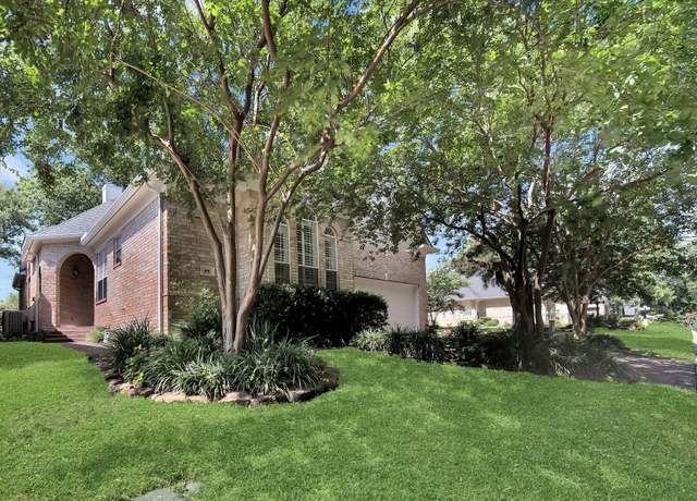 Property at 66 Winthrop Hbr S, Montgomery, TX 77356, 2 beds, 2 baths