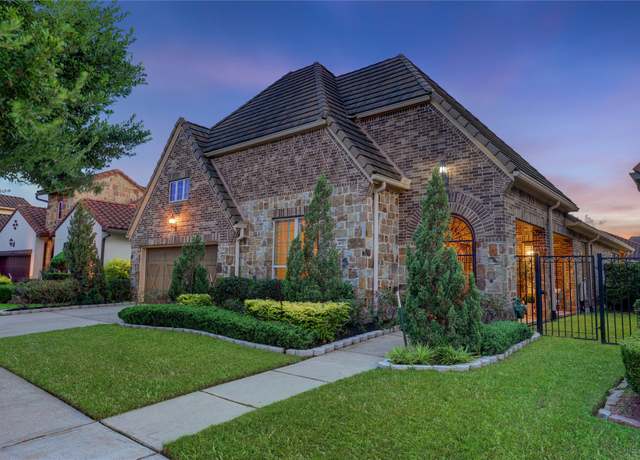 Property at 4023 Turning Manor Ln, Sugar Land, TX 77479, 3 beds, 2.5 baths