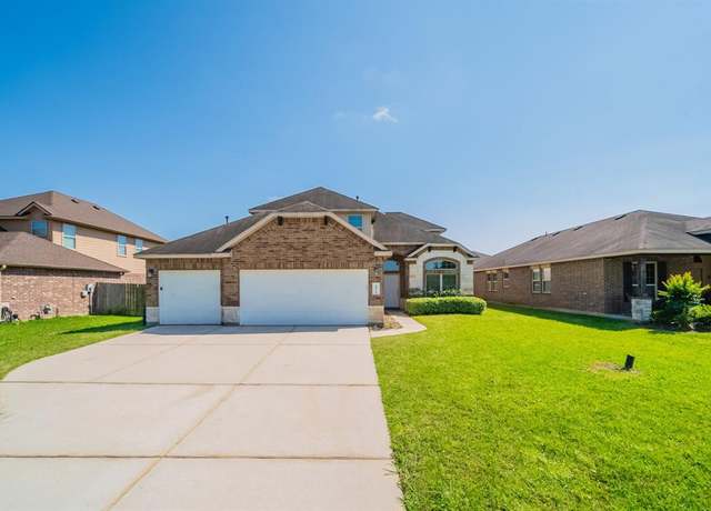 Property at 18922 Deer Trace Dr, Crosby, TX 77532, 4 beds, 2.5 baths