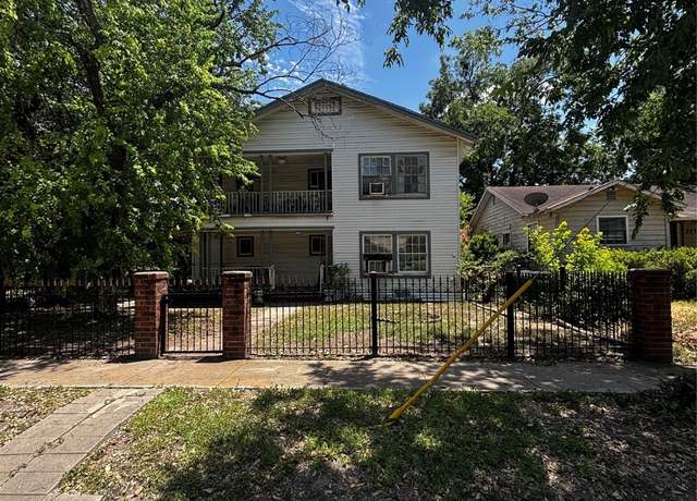 Property at 202 Benita St, San Antonio, TX 78210, 2 beds, 2 baths