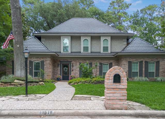 Property at 13510 Charwell Crossing Ln, Houston, TX 77069, 4 beds, 3.5 baths