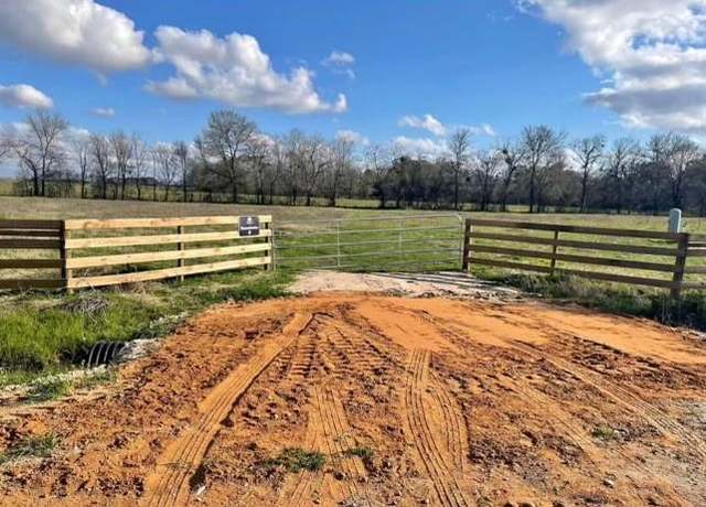 Property at 1243 Co rd 124, Wharton, TX 77488