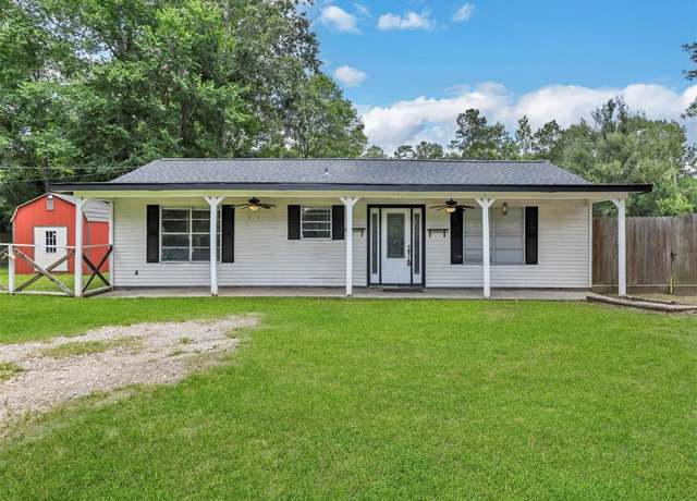 Property at 27015 Coach Light Ln, New Caney, TX 77357, 3 beds, 2 baths