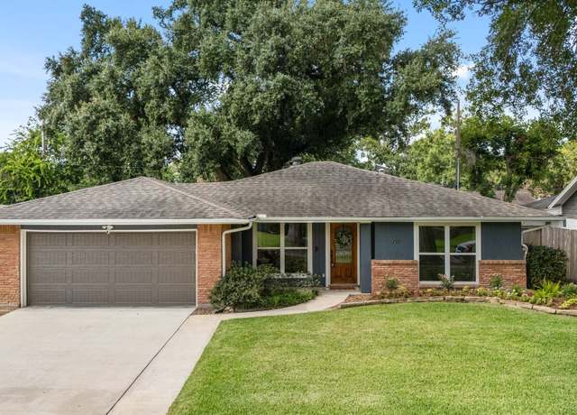 Property at 5011 Poinciana Dr, Houston, TX 77092, 3 beds, 2 baths