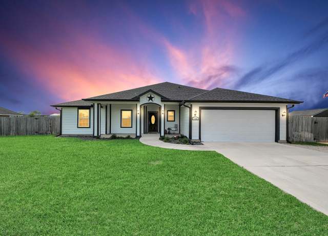 Property at 11202 Leah Elizabeth Dr, Needville, TX 77461, 4 beds, 2 baths