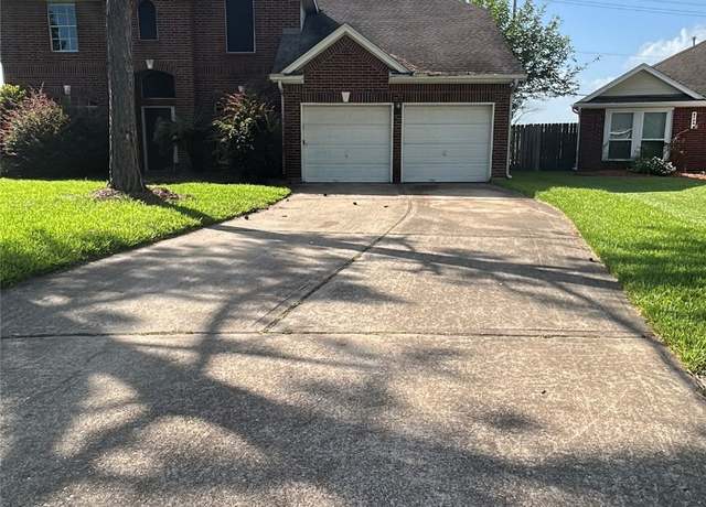 Property at 8731 Camber Brook Dr, Houston, TX 77089, 4 beds, 2.5 baths
