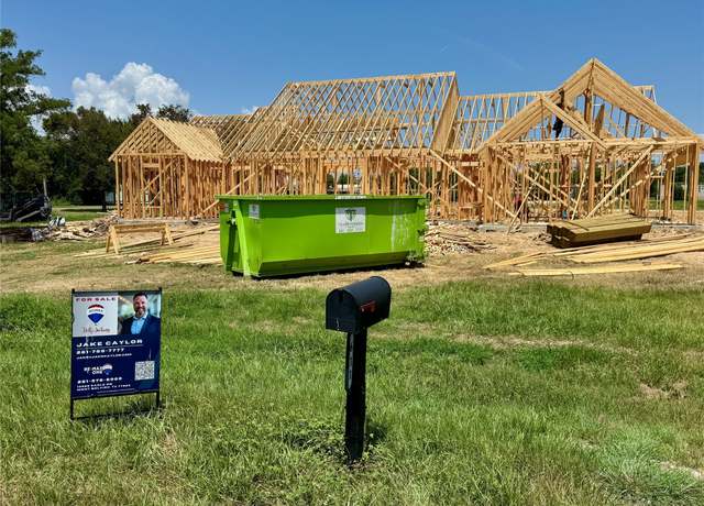 Property at 611 Welton Ln, Cove, TX 77523, 3 beds, 2.5 baths
