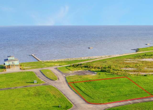 Property at 3581 Kiawah Cir, Palacios, TX 77465