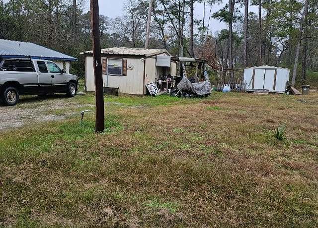 Property at 147 Antelope St, Onalaska, TX 77360, 1 bed, 1 bath