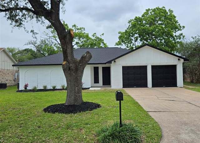 Property at 1502 Sierra Dr, Baytown, TX 77521, 3 beds, 2 baths