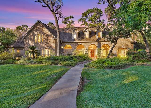 Property at 7807 Misty Cove Ct, Houston, TX 77346, 5 beds, 4.5 baths