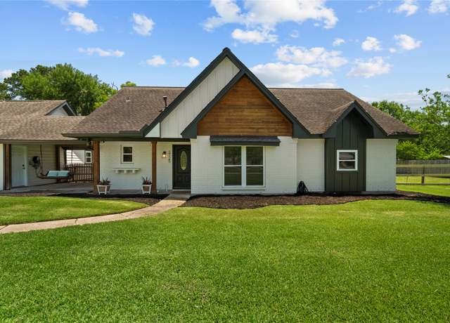 Property at 3725 Wingtail Way, Pearland, TX 77584, 4 beds, 3 baths