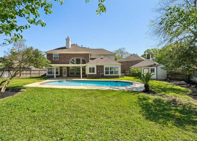 Property at 14227 Edinburgh Ct, Houston, TX 77077, 4 beds, 3.5 baths