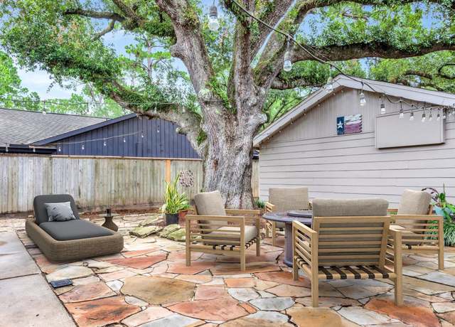 Property at 11306 Valley Stream Dr, Houston, TX 77043, 4 beds, 2 baths