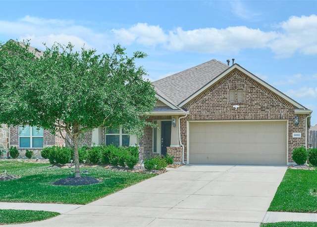 Property at 18811 Palmetto Hills Dr Dr, New Caney, TX 77357, 3 beds, 2 baths