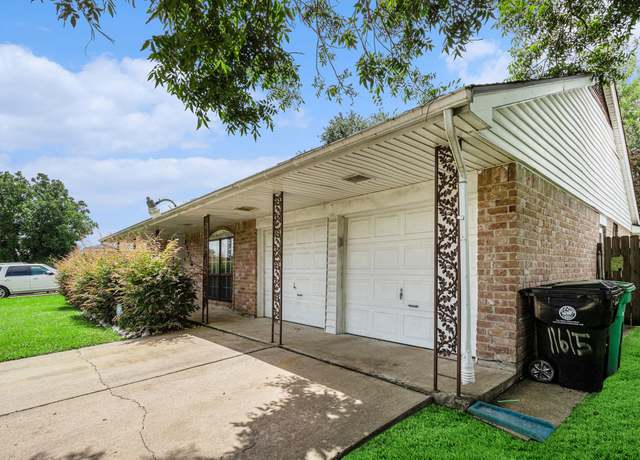 Property at 11615 W Bellfort Ave, Houston, TX 77099, 3 beds, 2 baths