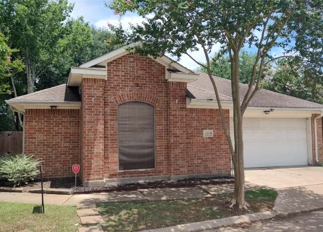 Property at 11718 Emerald Wood Dr, Houston, TX 77070, 3 beds, 2 baths