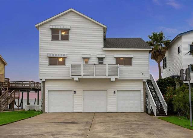 Property at 301 Isles End Rd, Tiki Island, TX 77554, 4 beds, 2 baths