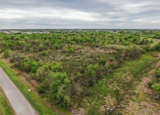 Property at 0 Cypress St, Matagorda, TX 77457
