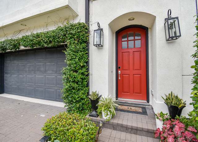 Property at 2230 Lakeshore Edge Dr, Houston, TX 77080, 3 beds, 3.5 baths