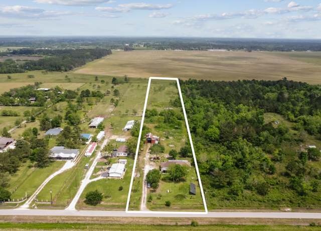 Property at 1153 County Road 678, Dayton, TX 77535, 5 beds, 3 baths