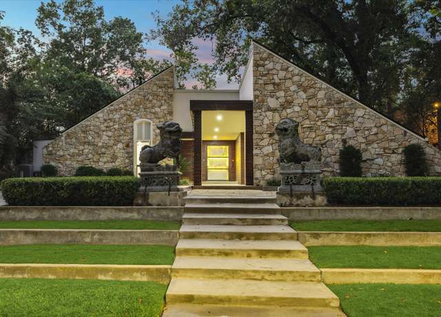 Property at 5710 Indian Cir, Houston, TX 77057, 3 beds, 3.5 baths