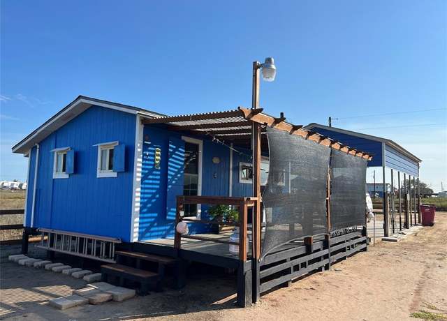 Property at 72 Pelican St, Sargent, TX 77414, 1 bed, 1 bath