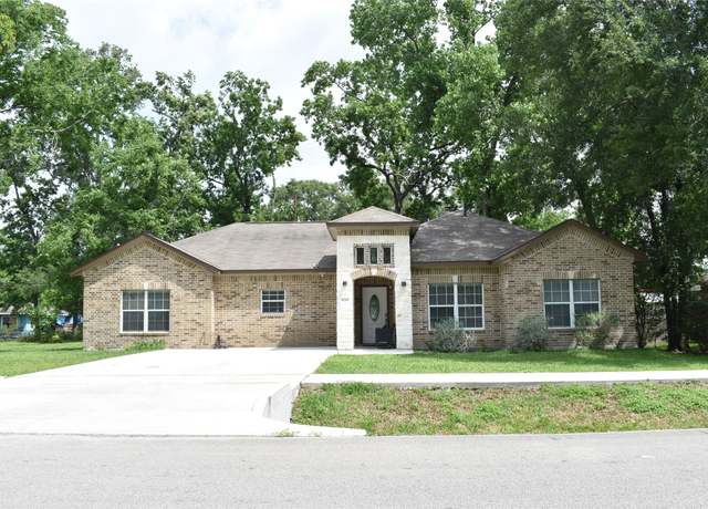 Property at 8219 Caddo Rd, Houston, TX 77078, 4 beds, 2 baths