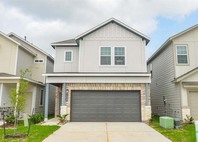 Property at 14983 Eagle Feather Dr, Houston, TX 77090, 3 beds, 2.5 baths