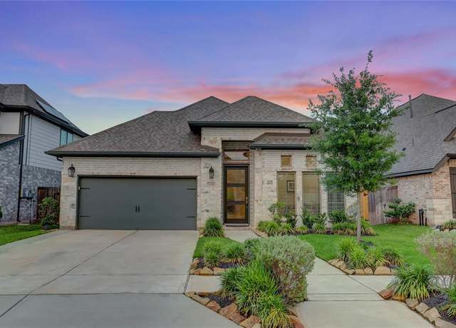 Property at 1630 Rosedale Dr, Missouri City, TX 77459, 4 beds, 3 baths