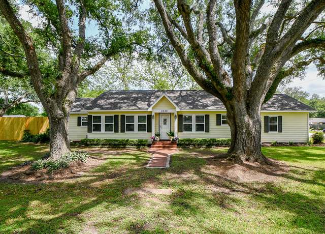 Property at 3339 Terry St, Needville, TX 77461, 3 beds, 2 baths