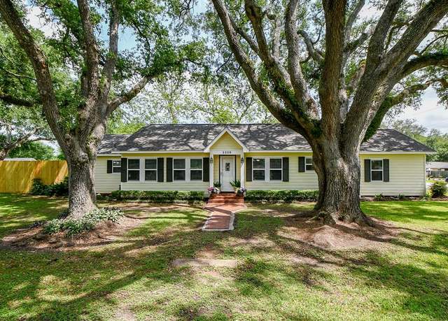 Property at 3339 Terry St, Needville, TX 77461, 3 beds, 2 baths