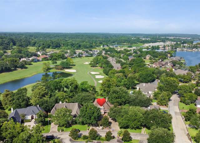 Property at 103 Canterbury Green Dr, Conroe, TX 77356, 4 beds, 3.5 baths