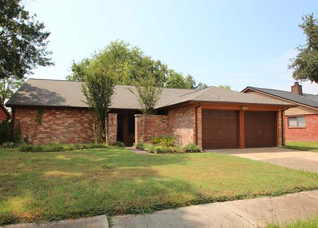 Property at 19707 San Gabriel Dr, Houston, TX 77084, 4 beds, 2 baths