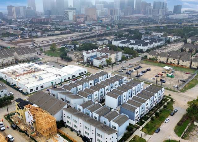 Property at 2224 Mcgowen St, Houston, TX 77004, 3 beds, 3.5 baths