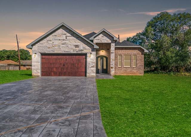 Property at 3980 Proctor Steeet St, Beaumont, TX 77705, 3 beds, 2 baths