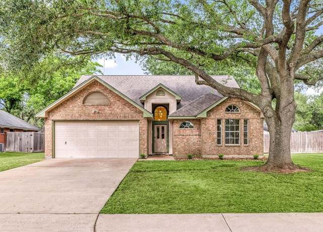Property at 1408 Quail Holw, Sealy, TX 77474, 3 beds, 2 baths
