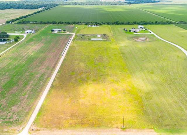 Property at 4091 Fm 1300 Rd, El Campo, TX 77437