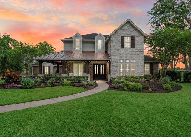 Property at 3 Happy Holw, Missouri City, TX 77459, 5 beds, 4.5 baths